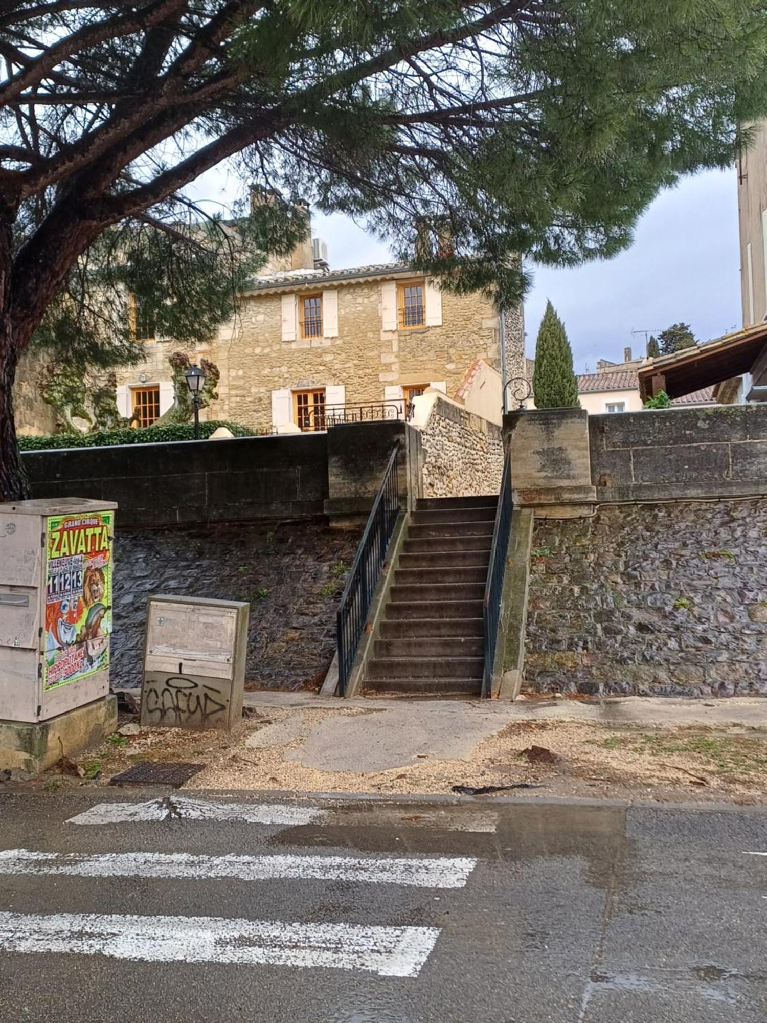 Chambre D Hotes Aramon Exterior foto